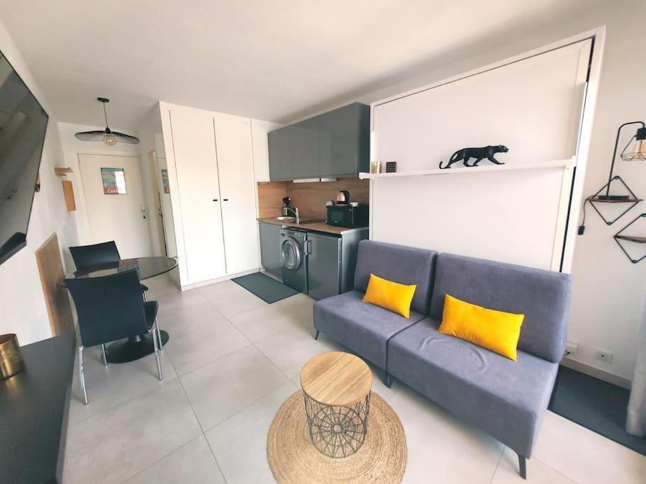 Ginkgo Studio - Piscine, Proche De La Mer, Golf, Wifi Mandelieu-la-Napoule Exterior photo